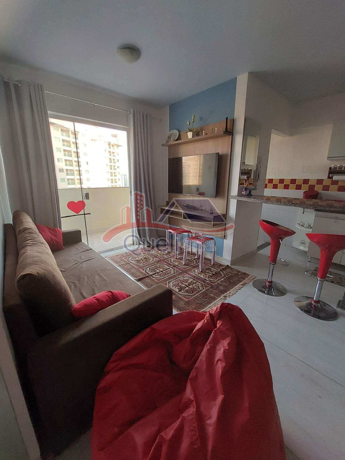 Apartamento de 2 quartos, à venda, no Cezars Park Flats, em Caldas Novas(GO) - Queli Gomes de Oliveira