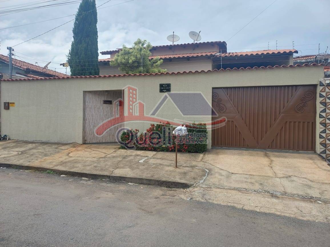 Casa à venda, com 3 quartos, no Itaguaí I, em Caldas Novas (GO)