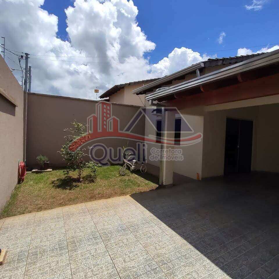 Casa à venda em Caldas Novas, Do Turista 2ª Etapa, com 3 quartos, 150m² - Queli Gomes de Oliveira