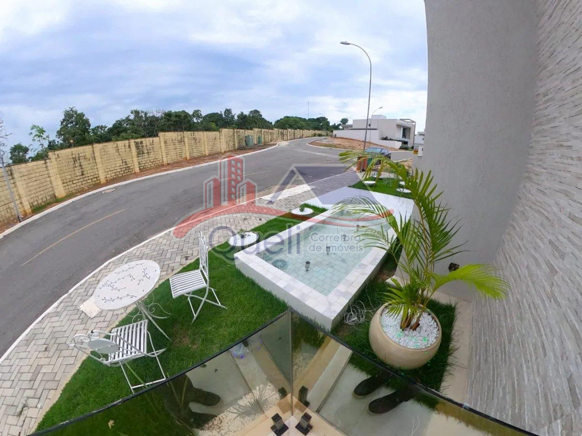 Casa à venda, com 4 quartos, no Condomínio Del Fiori, em Caldas Novas(GO)