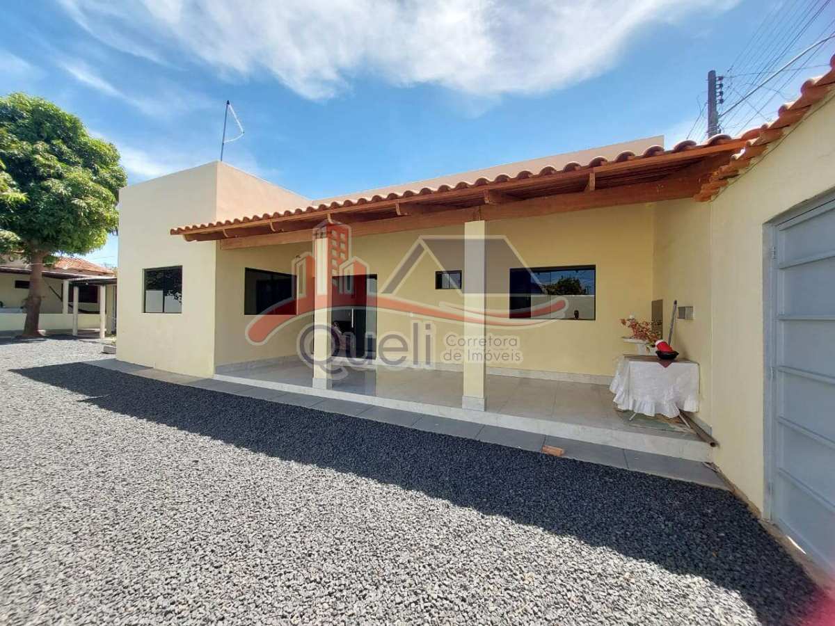 Casa de 4 quartos para venda, no setor Jardim Serrano, em Caldas Novas(GO) - Queli Gomes de Oliveira