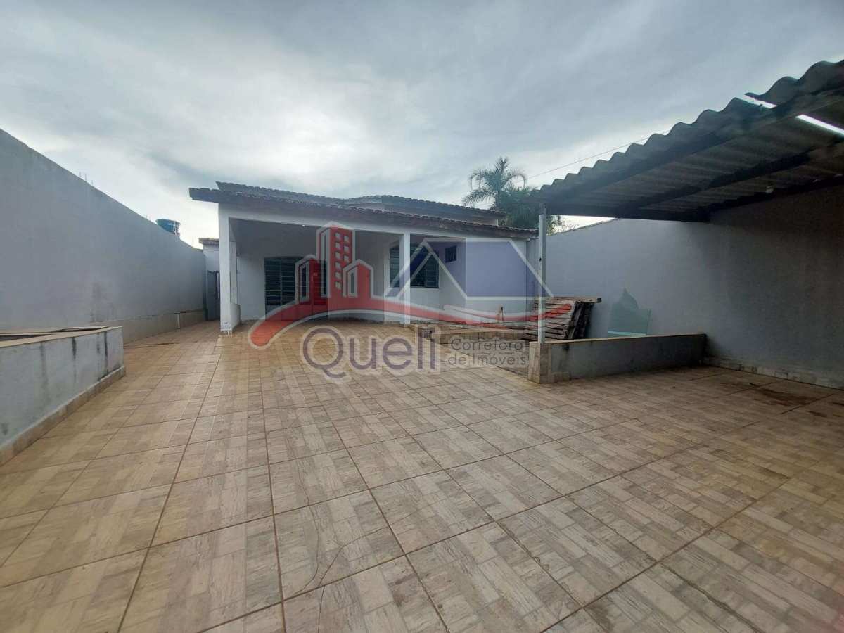 Casa para venda, de 2 quartos, no Setor Mansões, em Caldas Novas(GO) - Queli Gomes de Oliveira